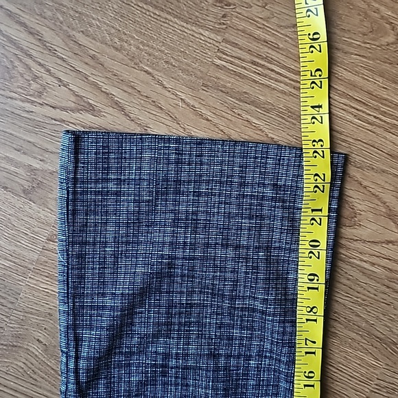 Express Design Studio Editor Black White Twill Stretch Capri Pants Womens Size 0 - Picture 9 of 14